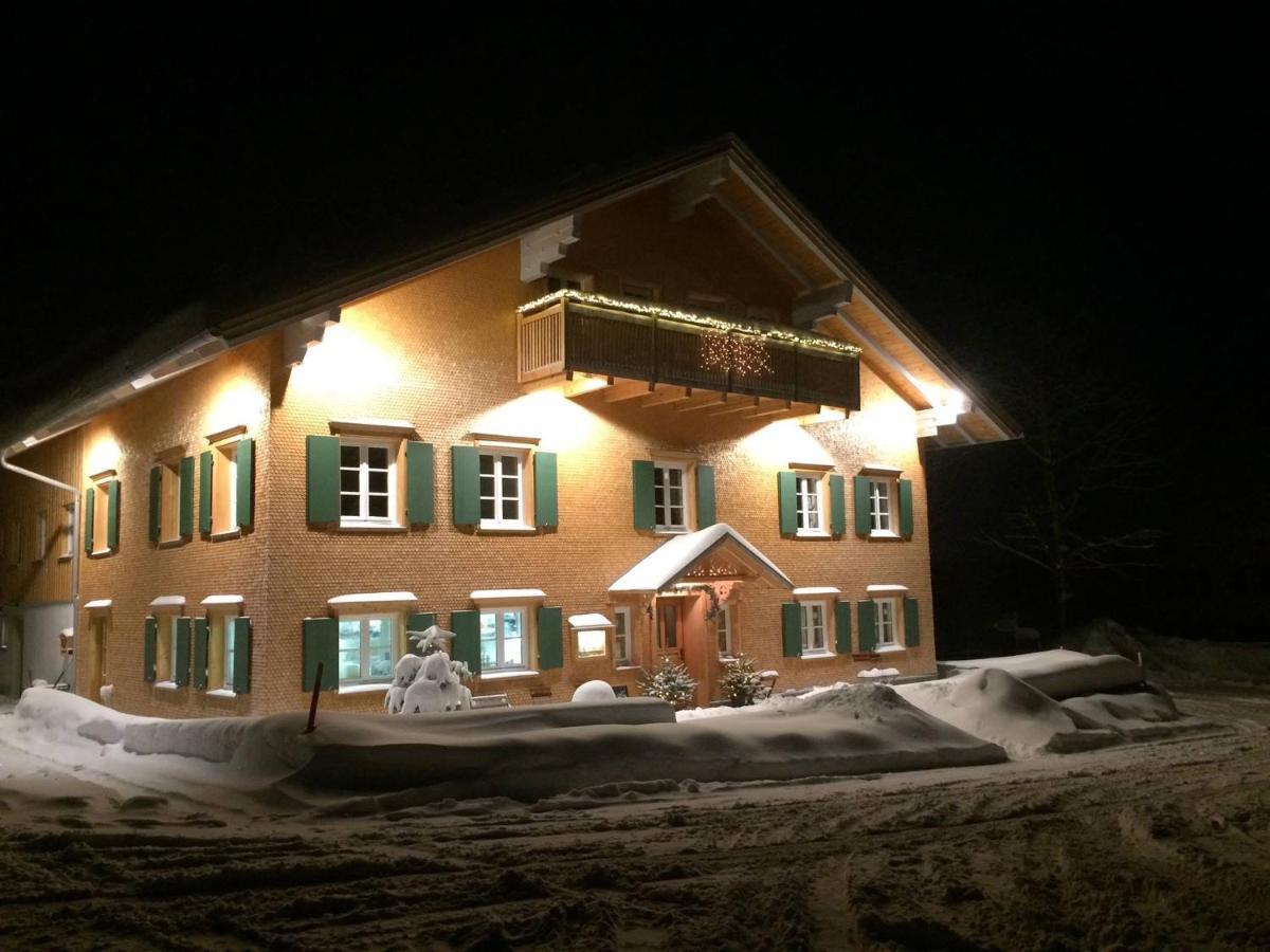 Отель Gasthof Hirsch Реттенберг Экстерьер фото